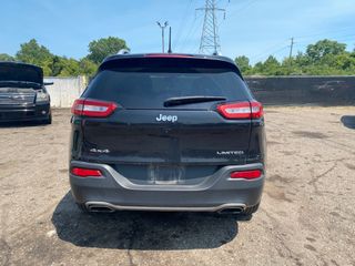 2016 Jeep Cherokee Limited - Exterior Rear Center Image